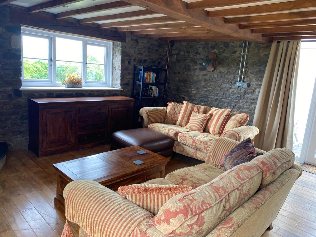 Pippin Lodge Llanwrda Екстериор снимка