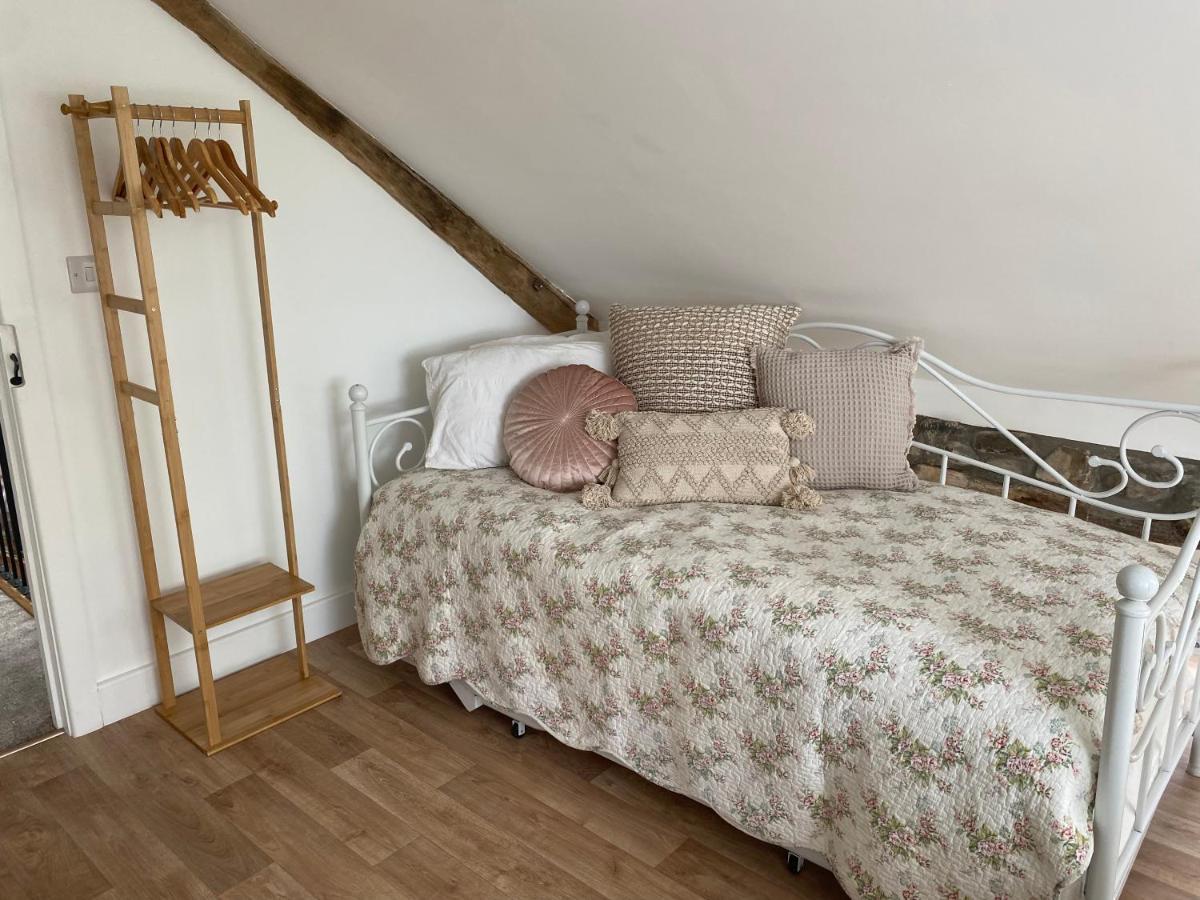 Pippin Lodge Llanwrda Екстериор снимка